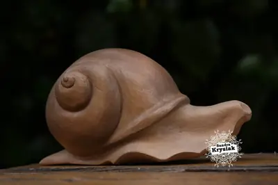 Caracol tallado en madera